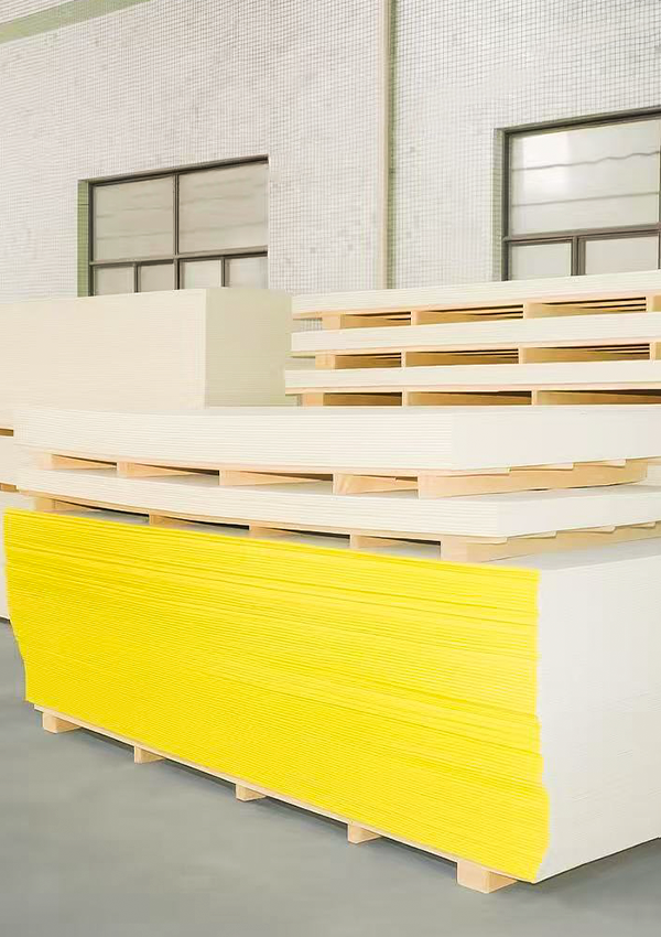 Baseboard of Wood Veneer Wall Paneling